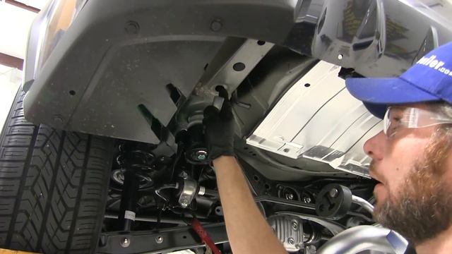 etrailer | Trailer Hitch Installation - 2017 Subaru Crosstrek - Curt смотреть онлайн