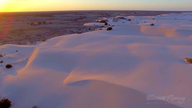 Murray River Bird aerial video - Mungo National Park - Discover Murray River смотреть онлайн