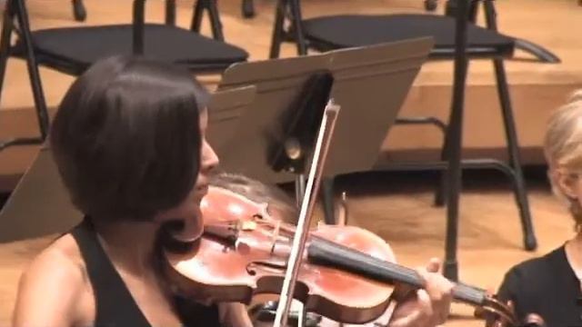 Lebedike Honga, klezmer piece arranged by Julie Lyonn Lieberman смотреть онлайн