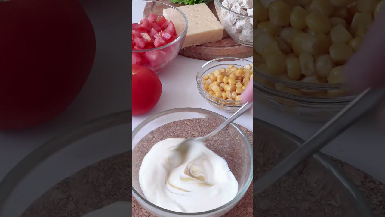 Без майонеза. Лёгкий, полезный, сытный салат из индейки. смотреть онлайн