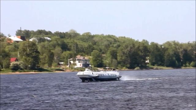 Метеор 218 проходит Тутаев вниз по Волге 19 05 2021г смотреть онлайн