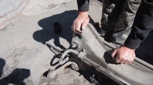 Замена задних сайлентблоков подрамника OPEL VIVARO 2L