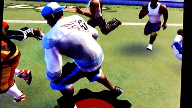 NFL Street 2 Invisible Tackle Glitch смотреть онлайн