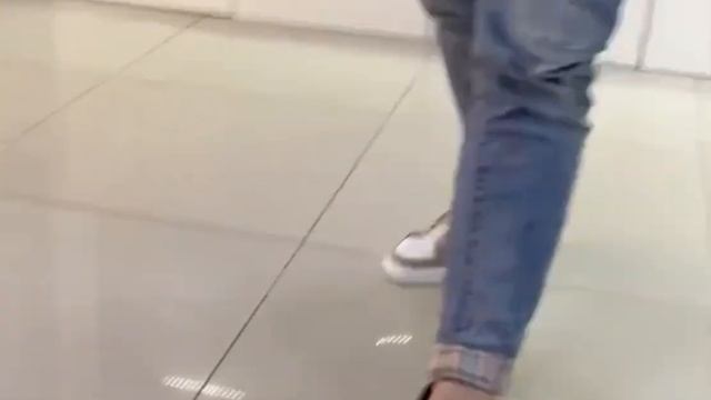 Хасбик купил себе новый машина. Хасбик стал стоматологом в Махачкале Хасбик читает намаз 