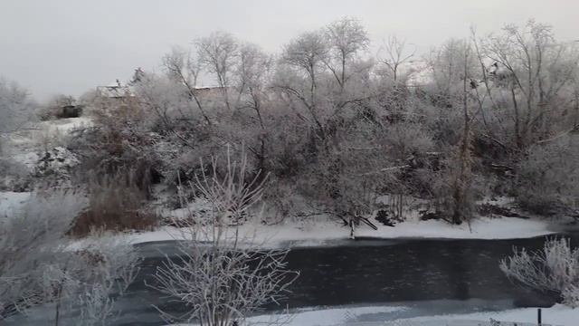 28 декабря 2020 г. Прекрасное морозное утро. Всё в инее. Тихо и спокойно! Красота!.mp4 смотреть онлайн