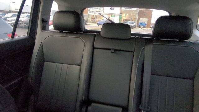 How to activate rear view camera wash on 2018 or newer VW Tiguan or 2022 VW ID.4 смотреть онлайн