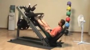 Жим ногами и гак машина Body Solid GLPH 1100