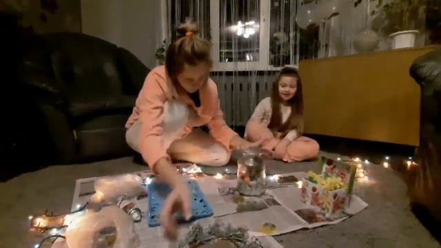 Подарок Деду Морозу и Снегурочке смотреть онлайн