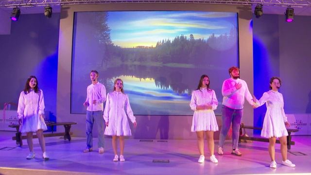 Под небом России смотреть онлайн