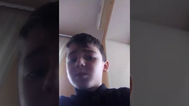 Лица иутубера Штефан катарыи снимаит  клип профиля жизнь профессионала в Майнкрафте