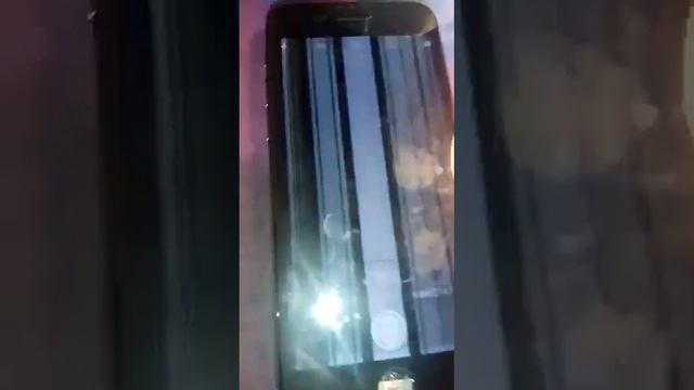 Подкинул старый дисплей на айфон 6s после ремонта смотреть онлайн