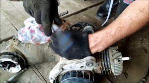 Как снять патрубок лепесткового клапана honda dio 34