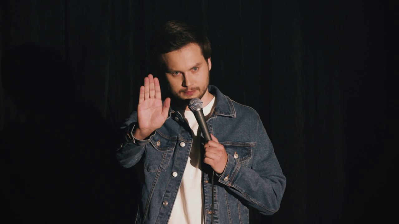 22 КОМИКА: Артём Андреев - О порно и порноактёрах смотреть онлайн