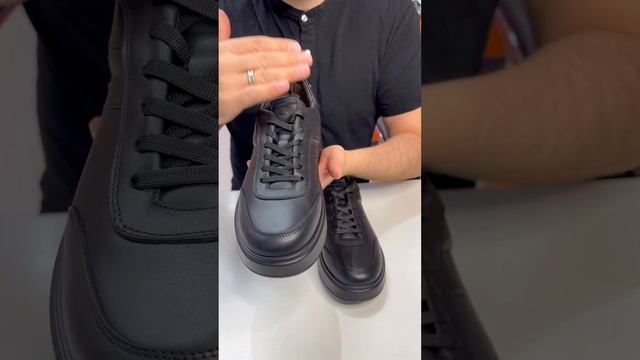 Кожаные кеды ESSE (100) смотреть онлайн