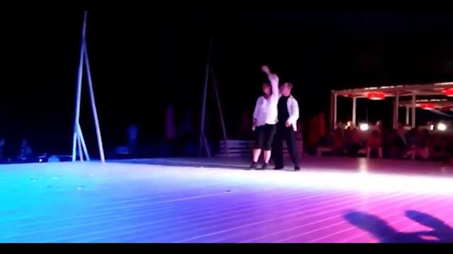 С Днем рождения Феликс! смотреть онлайн