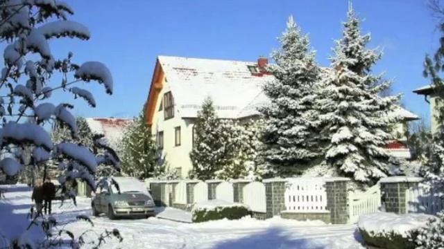 Next Christmas Day - Bobby Tombasco смотреть онлайн