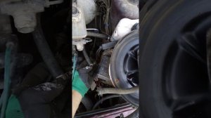 2109 дёргается при сильном нажатии на газ, не хватает бензина. Или плохой бензин и грязный бак!
