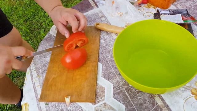 ВКУСНЕЙШАЯ ШАУРМА НА ГРИЛЕ! Как приготовить шаурму на решётке в мангале? Простой рецепт вкусной шав смотреть онлайн