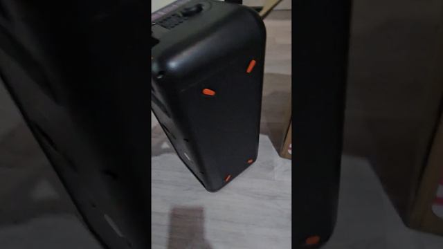 Распаковка колонки Fiero Emotion 150 FR900.