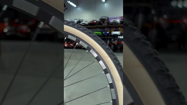 ЛУЧШИЙ Китайский велосипед ЗА 12.000 РУБЛЕЙ MOSSATE смотреть онлайн