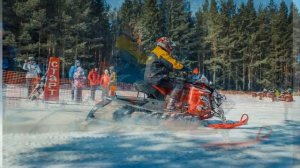 Кантри кросс на снегоходах