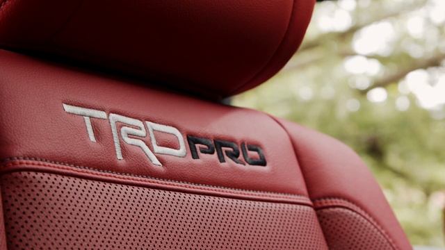 2022 Toyota Tundra TRD Pro Cockpit Red Softex Interior Design смотреть онлайн
