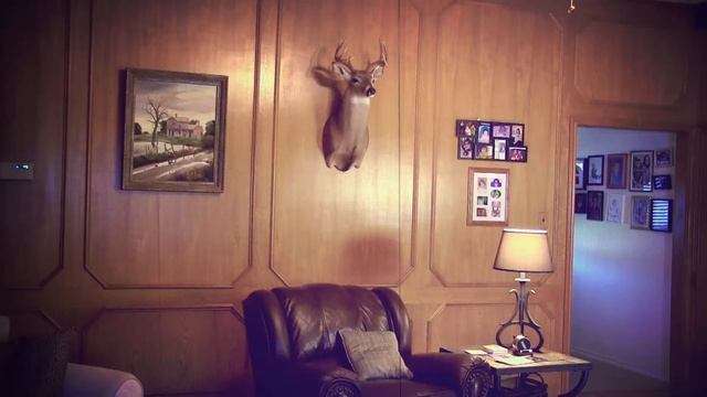 Television Ad Campaign for a Collision Center That Works #2 Buck It's Different Here смотреть онлайн