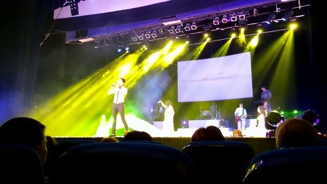 ....!!!Прошу услышь меня!!!....блин музыку отключили в конце песни!!!.... смотреть онлайн