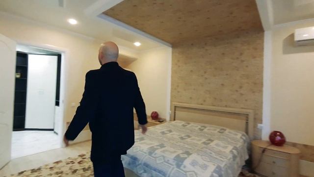 Двухэтажный ДОМ с хорошим ремонтом для большой семьи || НЕДВИЖИМОСТЬ Геленджика: микрорайон Магилат смотреть онлайн