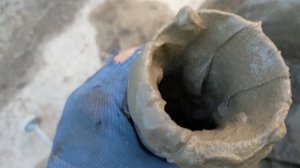 как заделать отверстия в бетонной стене.