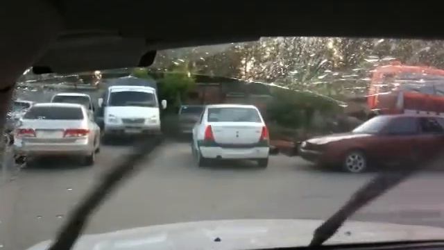 Daewoo Nexia N150. Чистим стекла. смотреть онлайн