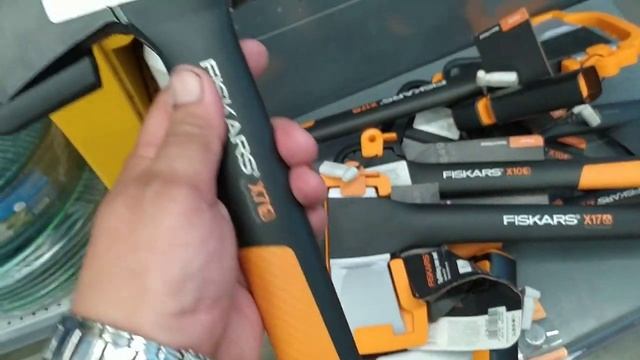 Зазубренные топоры FISKARS в Ленте смотреть онлайн