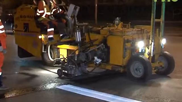 Пылесосят, моют, наносят разметку. Самарские дороги готовят к летнему сезону смотреть онлайн