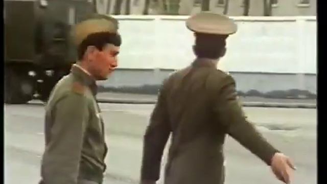 Гарнизон Эльсталь 1991г#берлин#гдр#девяностые смотреть онлайн