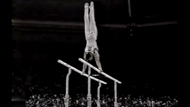 Sergei Kharkov (URS) - 1988 Olympics - Team Optionals - Parallel Bars смотреть онлайн