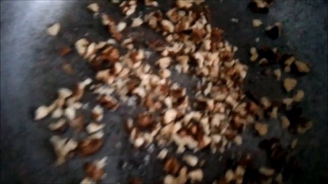 Теплый салат из курицы с черносливом смотреть онлайн
