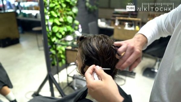 how to cut: medium length layered haircut, round layers