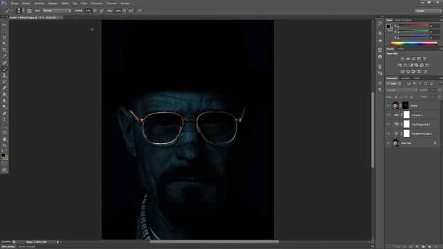 Photoshop - Karanlık Portrede Parıltı Efekti смотреть онлайн