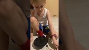 Как подключить динамик к телефону?