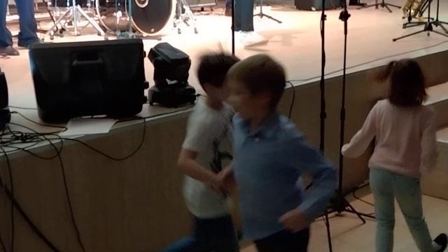 Вечер джазовой музыки в ДМШ им. Мусоргского. Сингл 4 смотреть онлайн