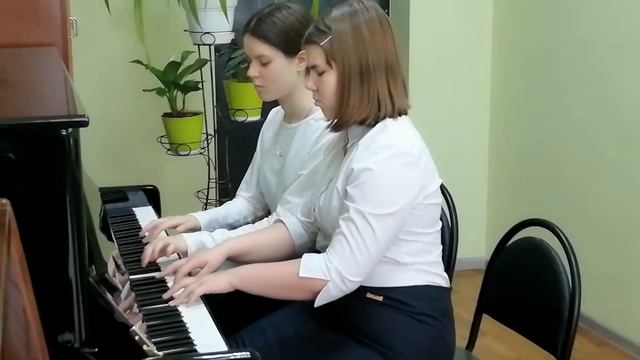 В. Коровицын "Разноцветная игра", П. Мориа "Менуэт" смотреть онлайн