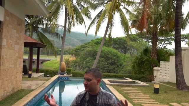 Бухты города Санья: Горы и Море смотреть онлайн