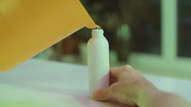 Почему кошка дерет мебель и можно ли её отучить смотреть онлайн