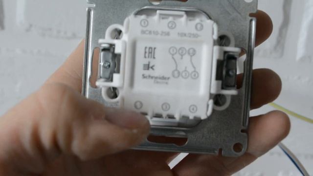 подключение проходного двух клавишного выключателя смотреть онлайн