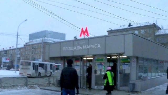 Елочка на Площади Маркса) смотреть онлайн