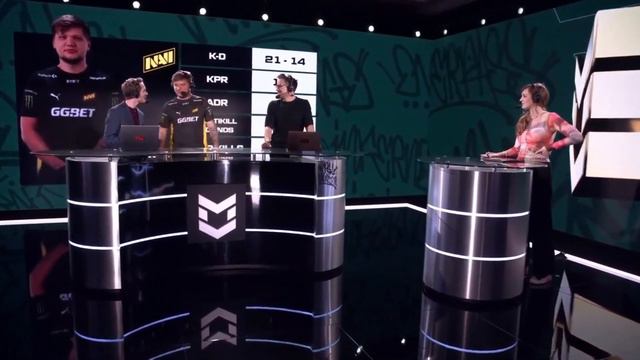 Симпл высказался про УКРАИНЦЕВ на EPL! CS:GO Озвучка Prod. Akmix. смотреть онлайн