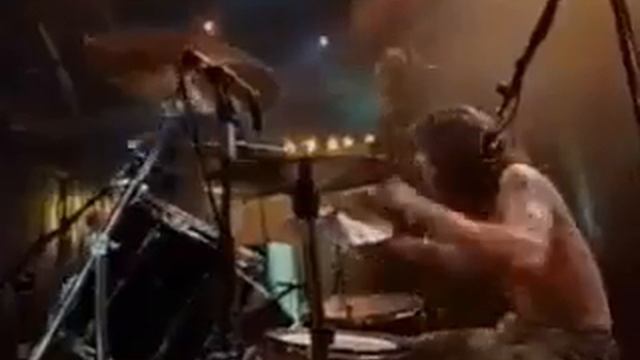 Nirvana - Rape Me смотреть онлайн