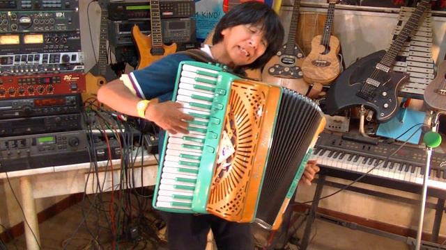 Прекрасное далёко 美しい未来 accordion аккордеонアコーディオン ロシア音楽 смотреть онлайн