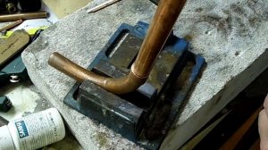 Пайка медной трубы с кислотой.