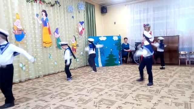 Утренник на 8 марта. Наш племяшка улыбашка)))) смотреть онлайн